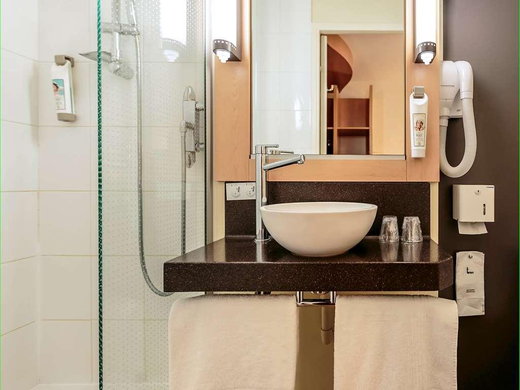 Ibis Clermont Ferrand Sud Herbet Номер фото