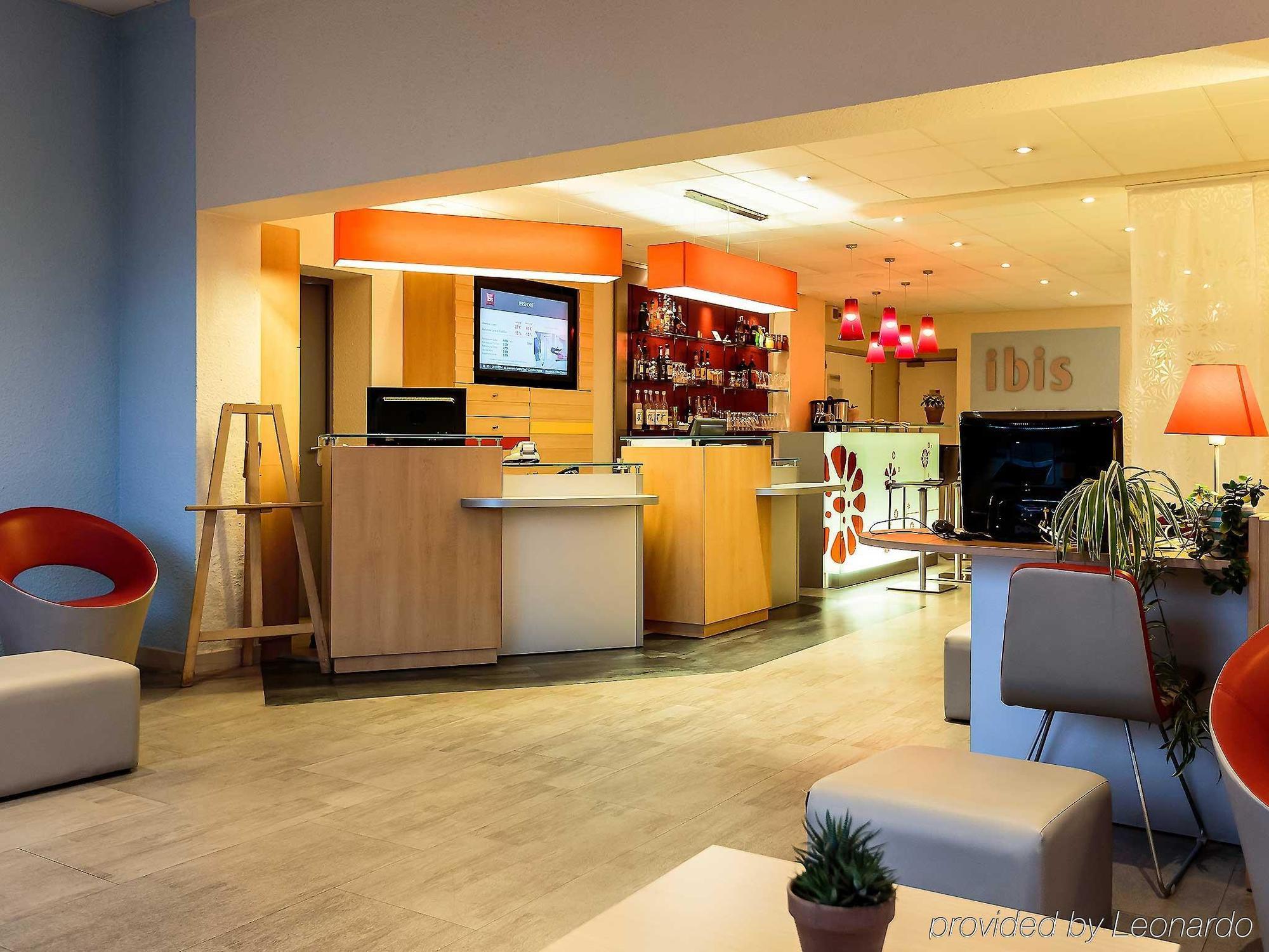 Ibis Clermont Ferrand Sud Herbet Экстерьер фото