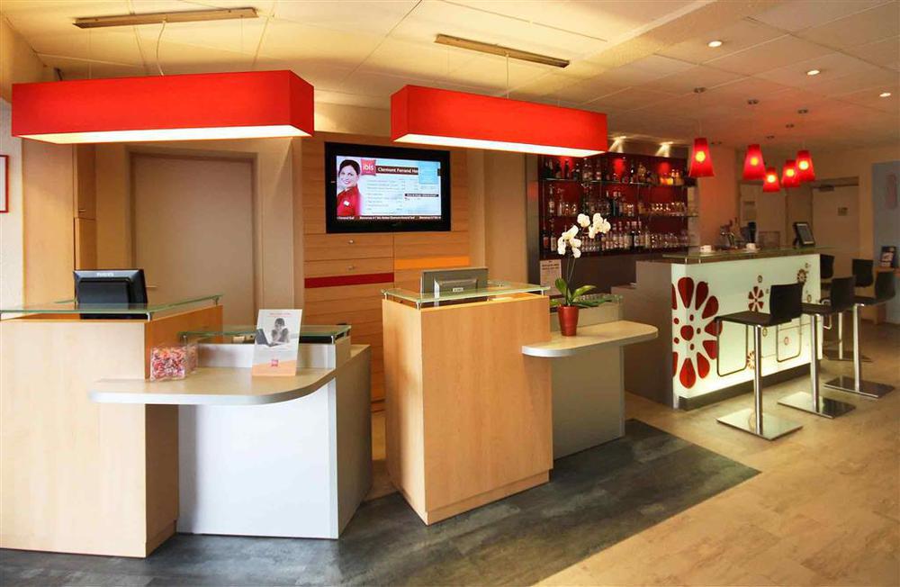 Ibis Clermont Ferrand Sud Herbet Экстерьер фото